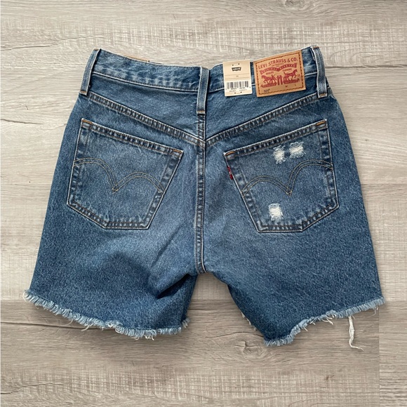 Levi's 501 Mid Thigh Women's Jean Shorts - Well Sure Size 26 - Picture 6 of 6